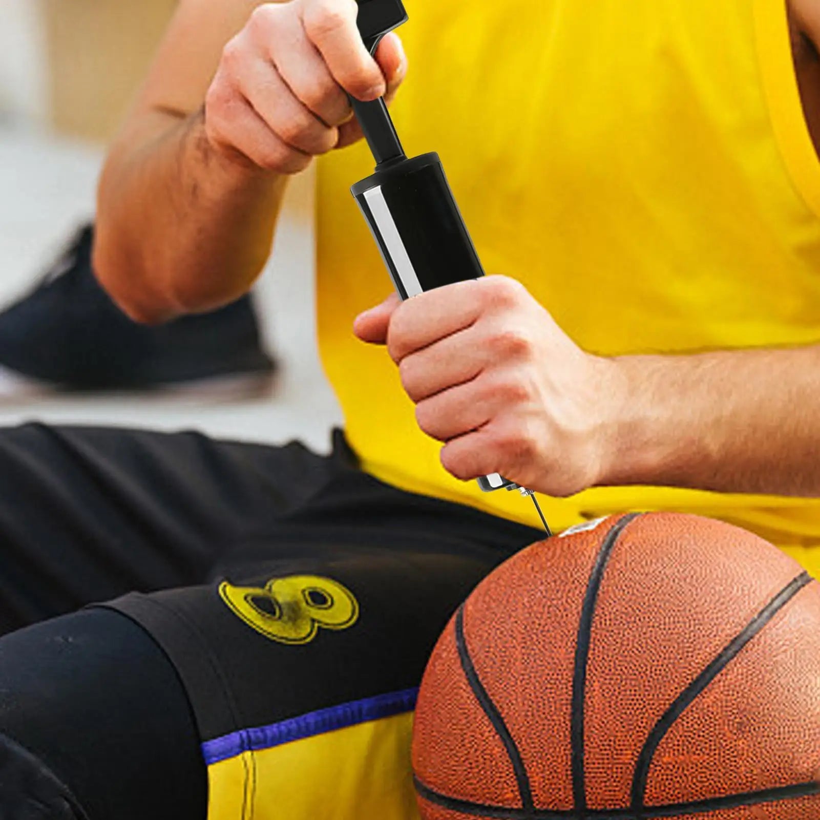 Compact Sports Ball Pump